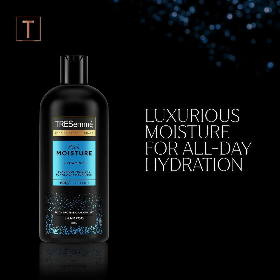 TRESemmé Rich Moisture Shampoo with Vitamin E 680ml packaging showing ingredients and product information