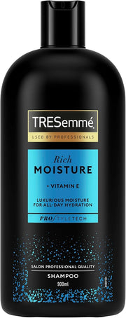 TRESemmé Moisture Rich Shampoo bottle with Vitamin E, 900ml.