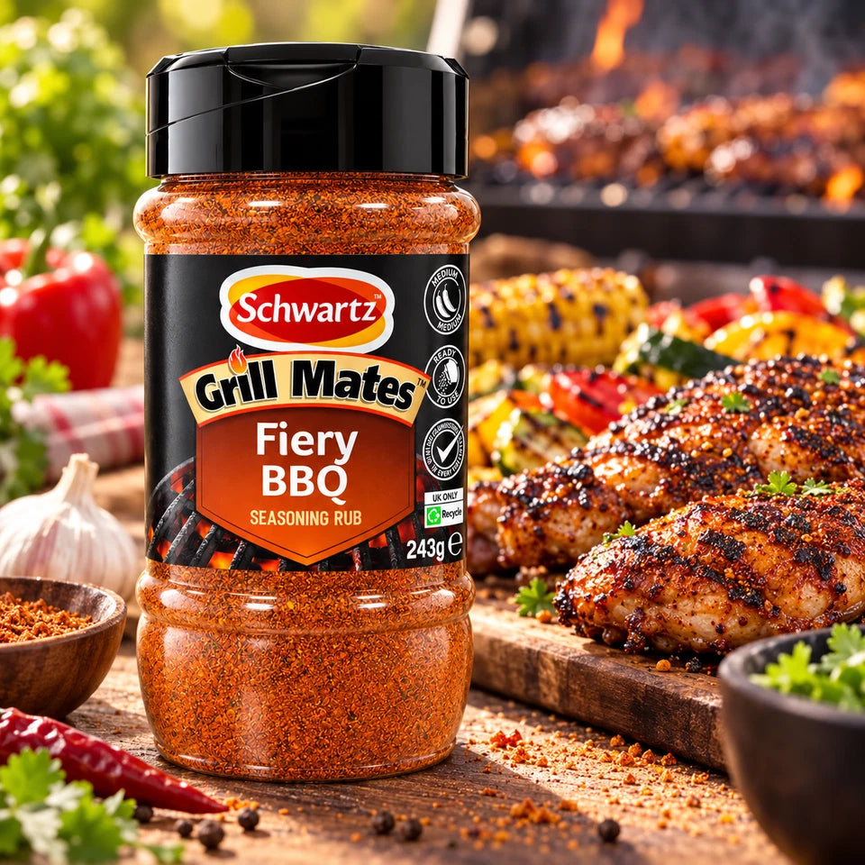 Schwartz Grill Mates Fiery BBQ Seasoning Rub seasoning pouch 243g lifestyle use